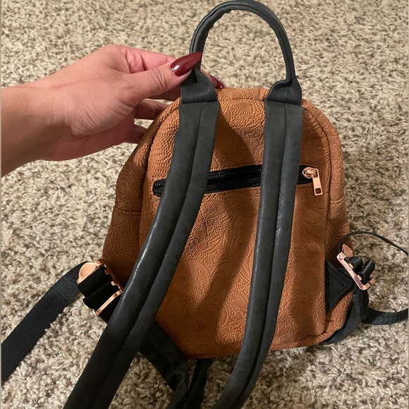 Mini Backpack - Picture 6 of 7